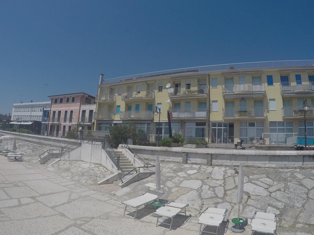 President Frontemare - Agenzia Cocal Apartment *
